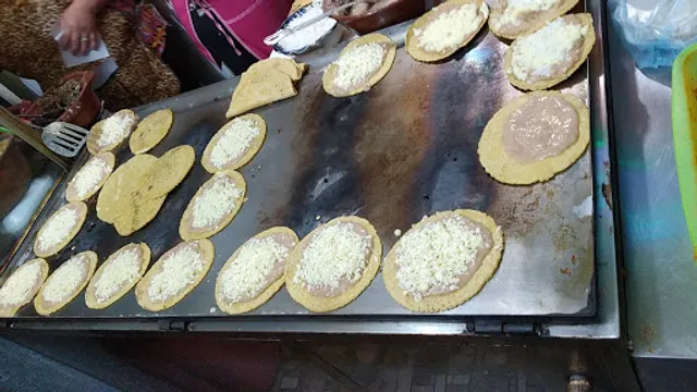 Tacos y Gorditas La Lupita