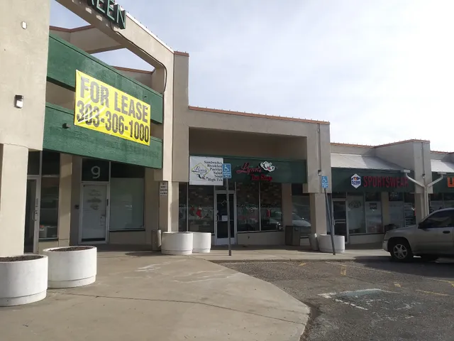 Foothill Green Shopping Center