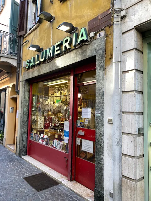 Salumeria Bacchi Giovanni