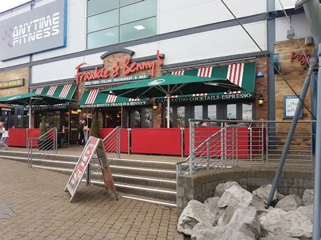 Frankie & Benny's