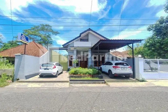 Vins Homestay Kroya Mitra RedDoorz