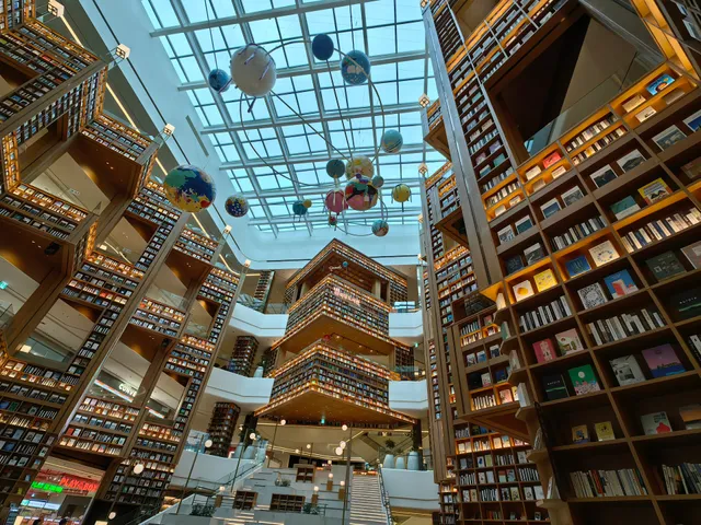 Starfield Suwon Library