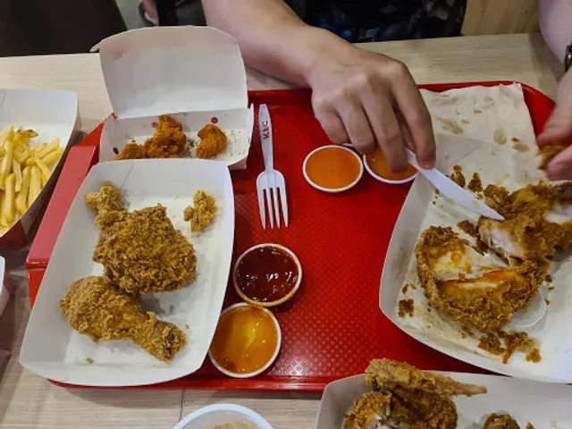 KFC PTT Petra Pathumthani
