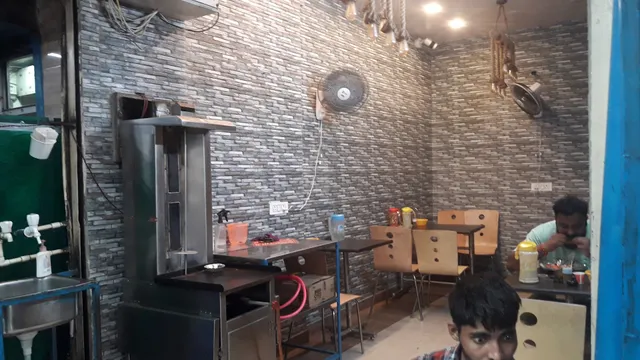 Aalam Chicken Corner