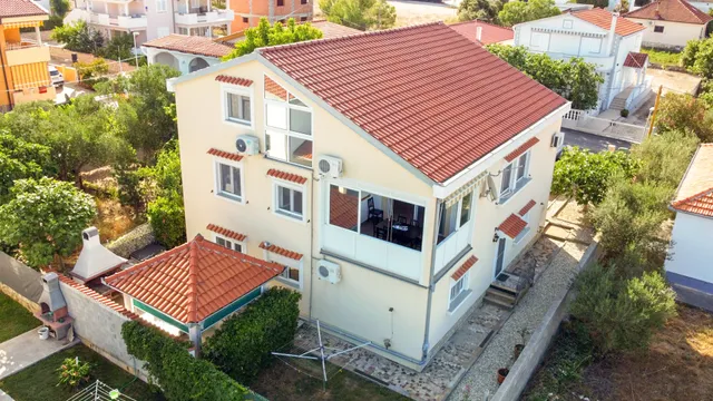 Fantastic holiday with children -200m from the sea