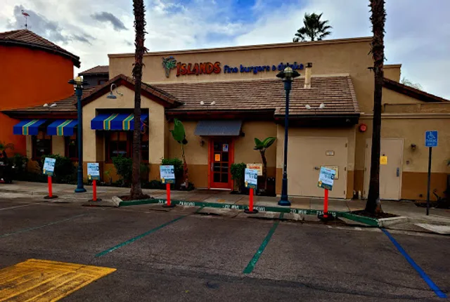 Islands Restaurant West Covina