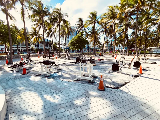 StreetBarbell Beach Gym South Beach