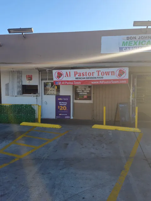 Mi Pastor Town