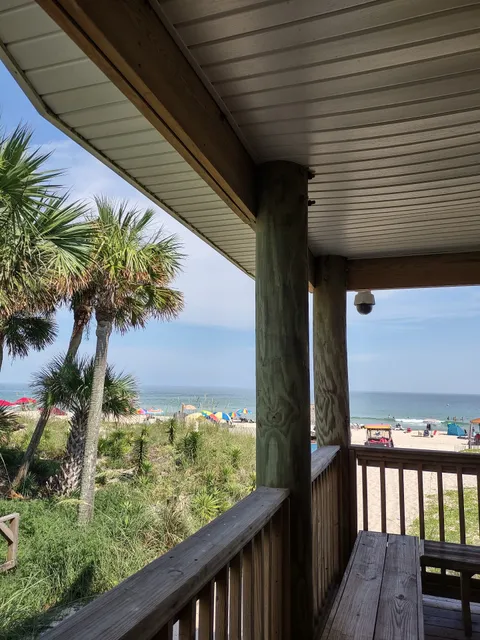 Georges Lighthouse point