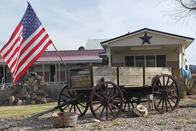 Cowboy Country Inn