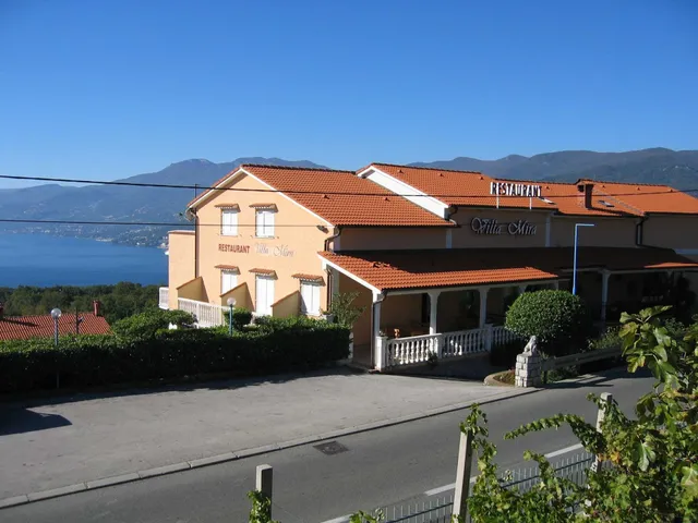 Hotel & Restaurant Villa Mira