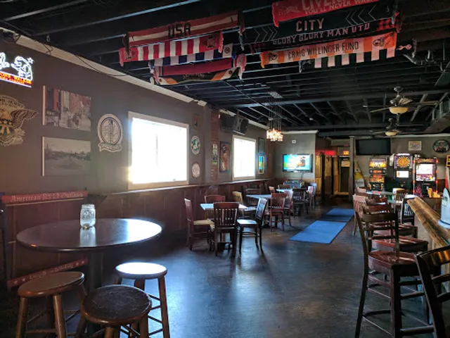 Freddie's Sports Bar and Grill