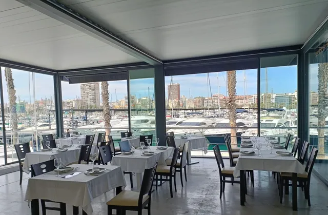 Restaurante Que Rico Puerto De Alicante