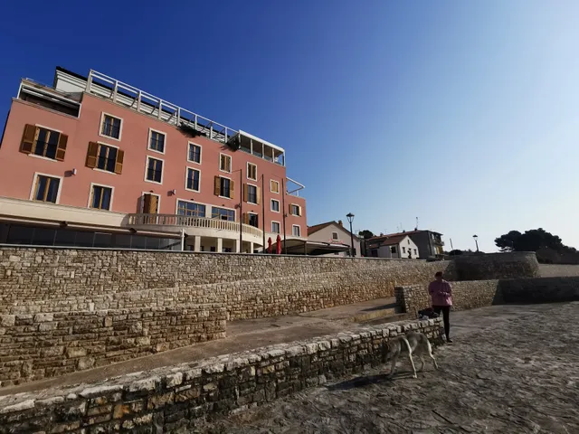 Rotonda Inn Novigrad