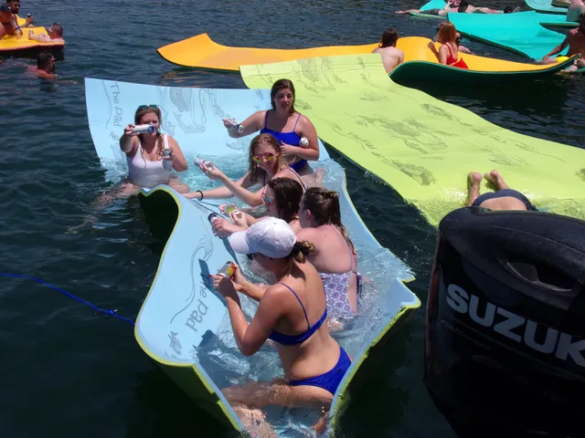 Tide Up Boat Rentals Lake Travis