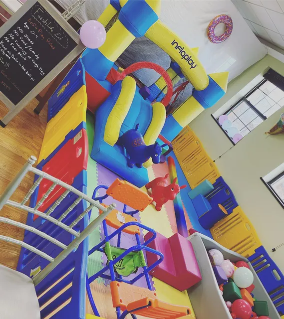 FreshLife Entertainment LLC