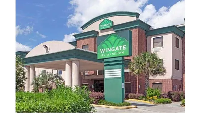 Wingate by Wyndham Houston Bush Intercontinental Airport IAH