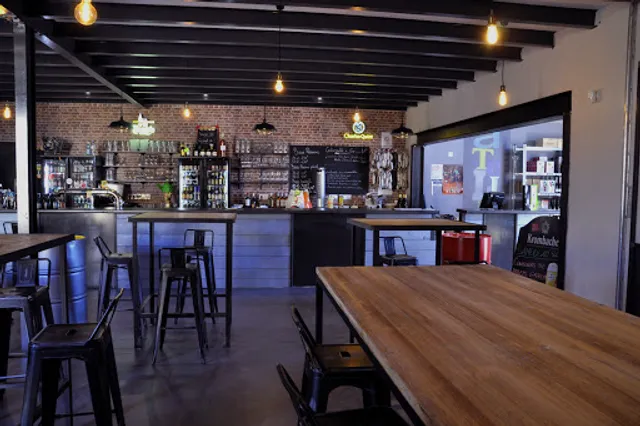 L'Atelier - Cave Bar Restauration