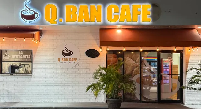 Q-BAN Cafe