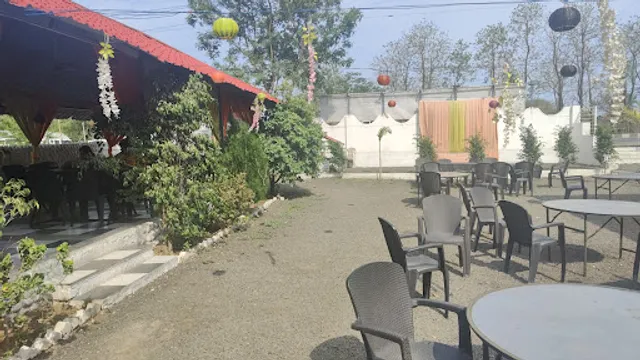 ROYAL GARDEN FAMILY RESTAURANT