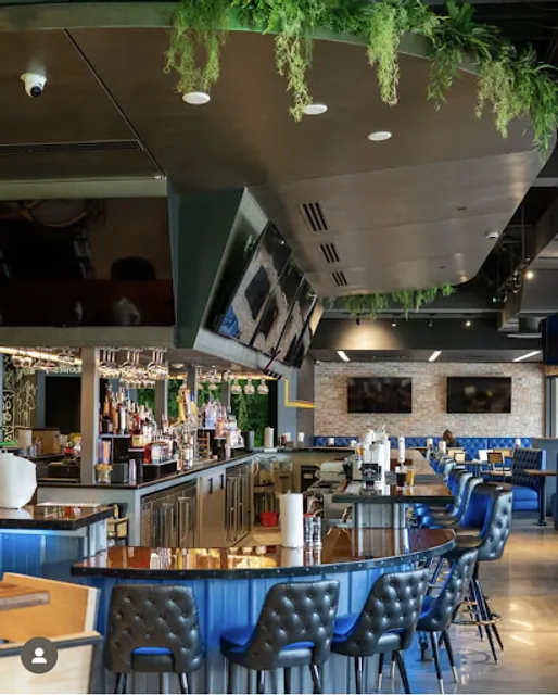 Food + Beer - Florida Sports Bar