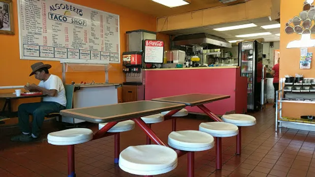 Algoberto's Taco Shop