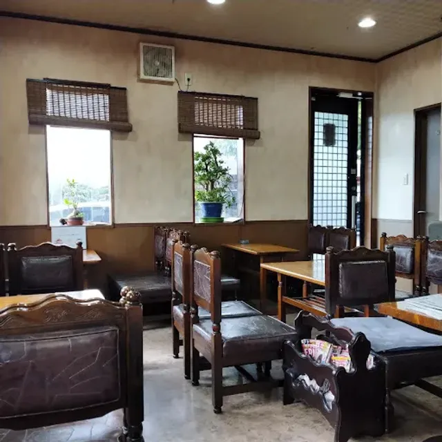 喫茶軽食ハンター