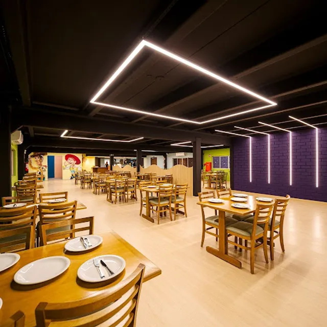 Universo Mágico - Pizzaria Temática