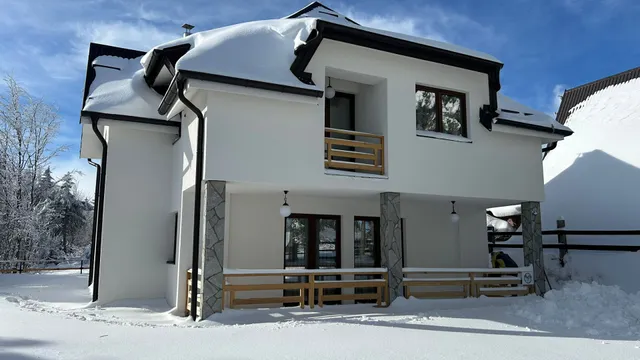 Sunčani Vrhovi Lux Golija