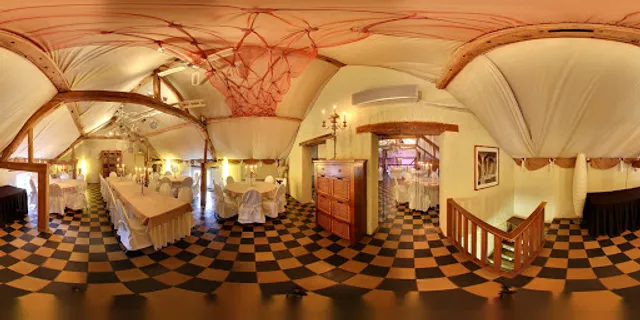 Feestzalen De Vrije Valk & Restaurant, foodcafé Loreline