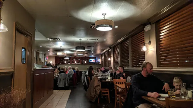 Julio's Wood Fired Pizza & Grill