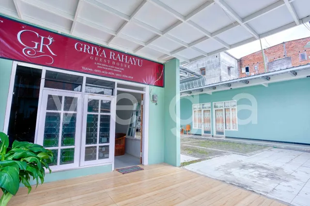 Griya Rahayu Guesthouse RedPartner near Jatim Park 2 Batu
