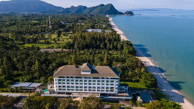 Khanom Golden Beach.