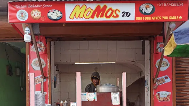 Momos 20