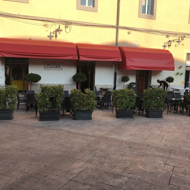 Pizzeria La Piazzetta