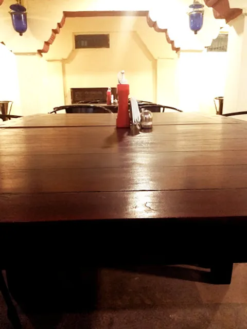 The Vintage Café And Lounge