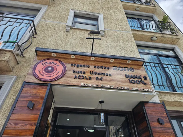 maha's organic coffee zone