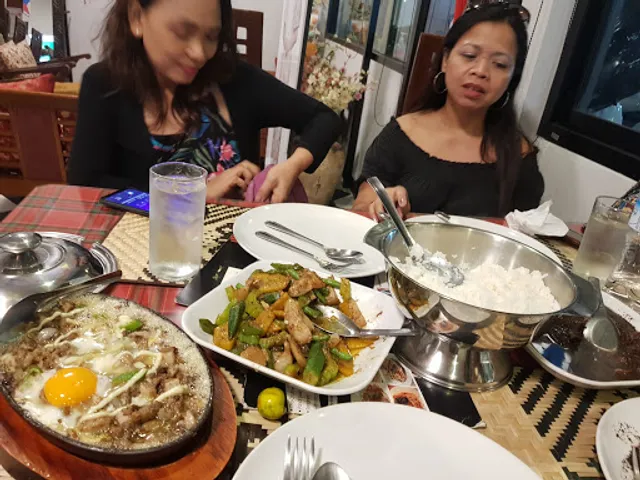 Cha-Cha Mabuhay Filipino Cuisine