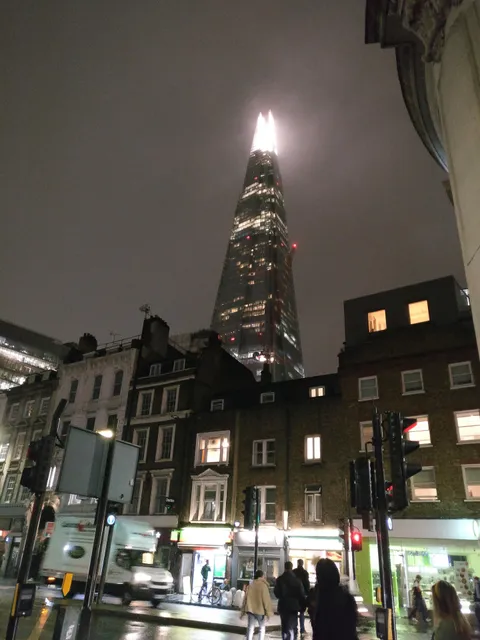 Hop Art House Apartments