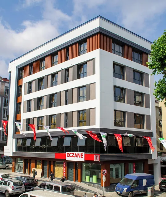 Luxury Life Suites Hotel