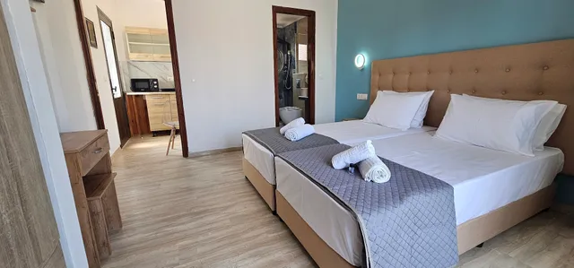 Sidari Escapes By The Beach