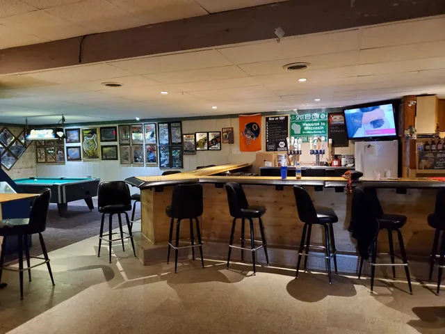 Northwoods Lanes & Lounge