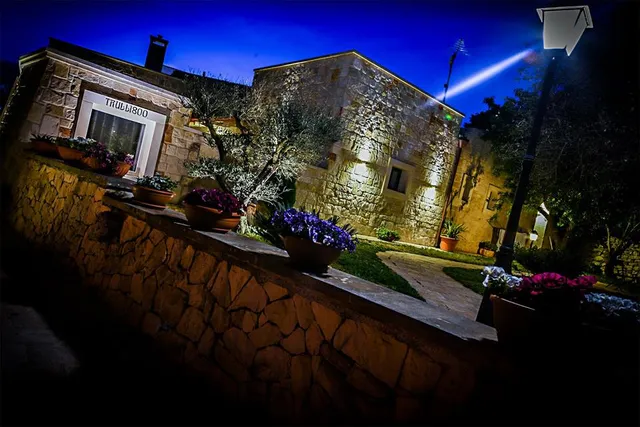 Trulli800 - Trulli for rent with swimming pool