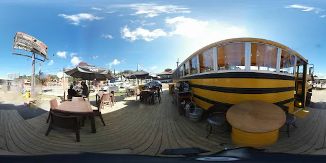 Restaurante On The Bus JP