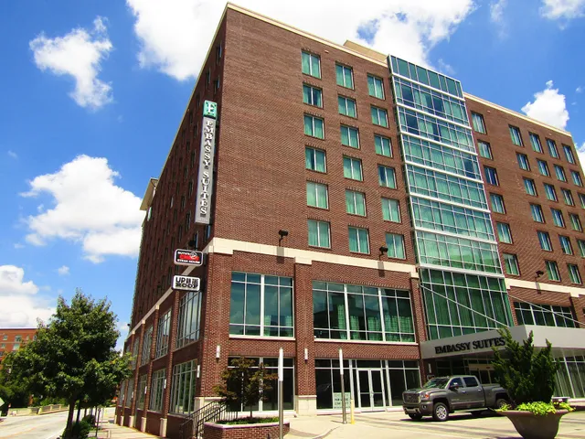 Embassy Suites by Hilton Greenville Downtown Riverplace