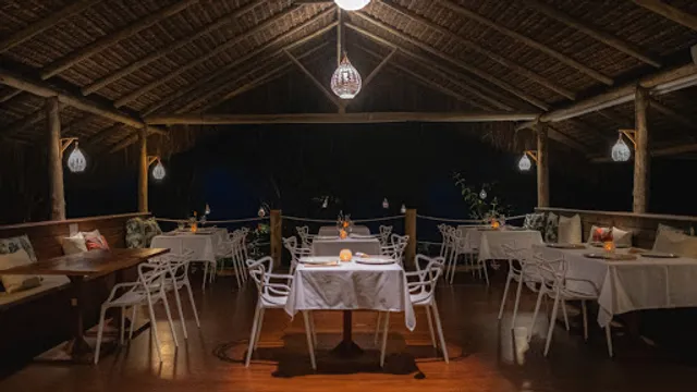 Madeiro Beach Bar e Restaurante