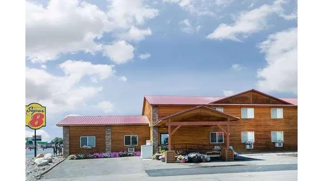 Super 8 by Wyndham Powell