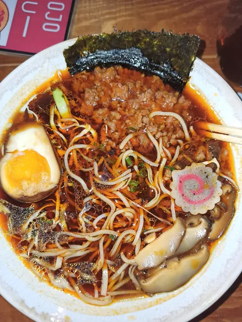 Faro Rojo Ramen