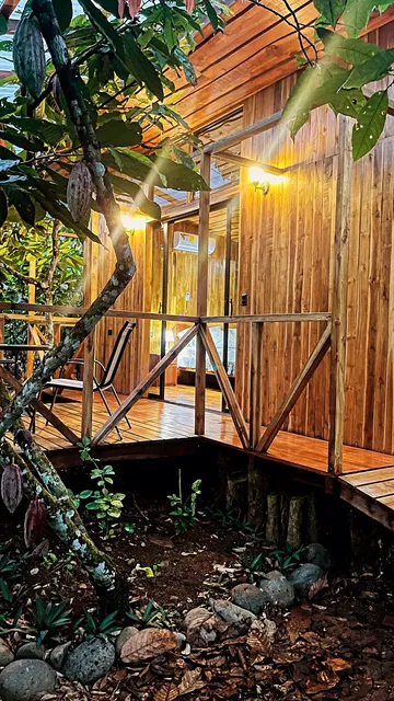 Cacahua Paradise Lodge, Rio Celeste