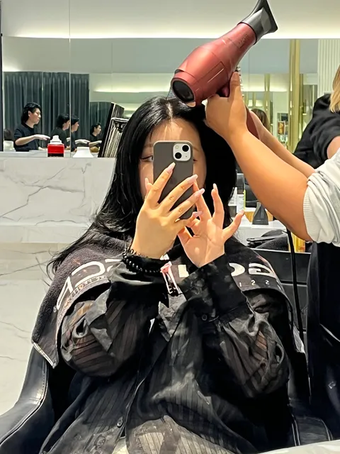 A-Saloon LaLaport BBCC